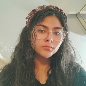 Meet your Posher, Angie